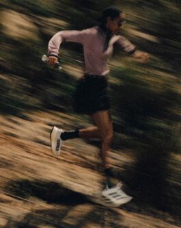 LAURA STOJAR